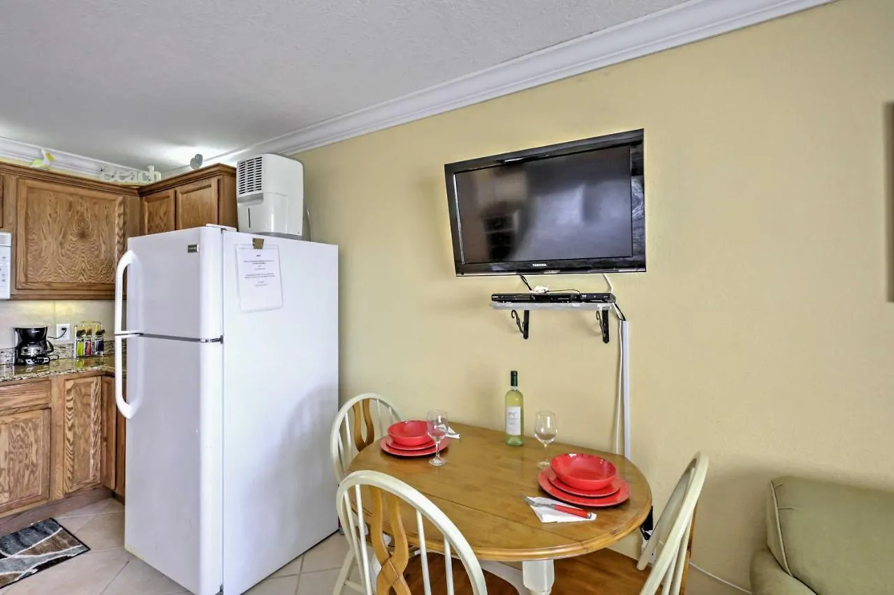 Daytona Beach Studio With Oceanfront Balcony And Pool! United States